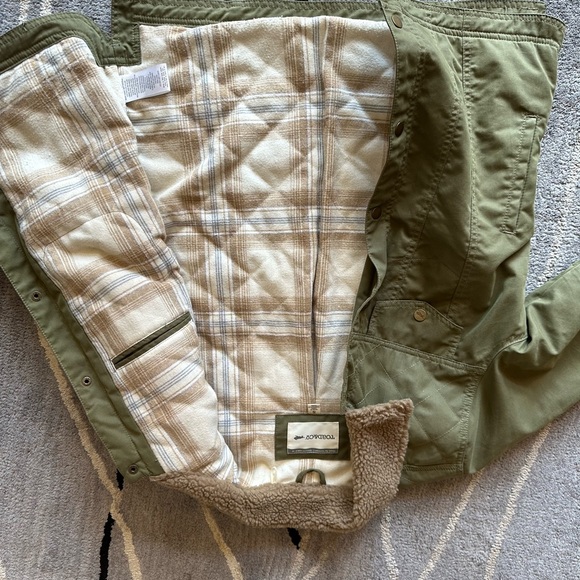 Toad&Co Jacket - Picture 2 of 3